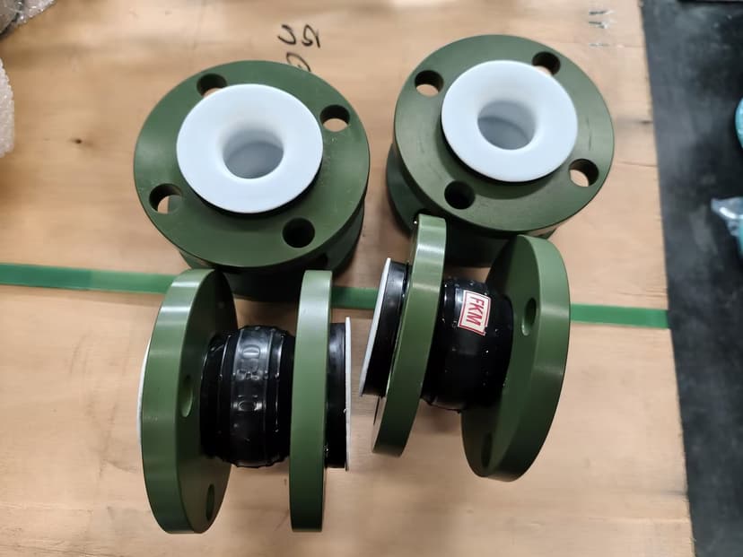 PTFE Lined Single Sphere Rubber Expansion Joint